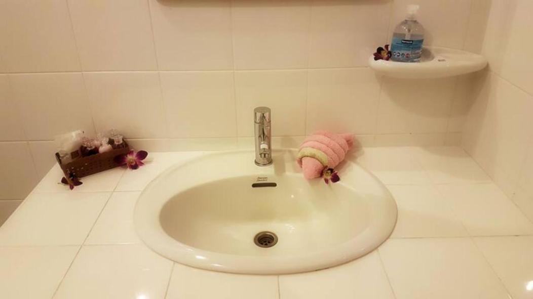 Chalong Palm Residence Ngoại thất bức ảnh